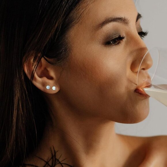 8 Pairs Titanium Surgical Steel Earrings for Women Men Hypoallergenic Flat Back - Picture 5 of 7